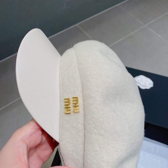 ?✨AUTHENTIC✨?Miu Miu hat main image 9